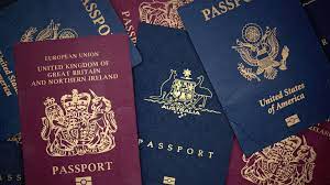 The-benefits-and-challenges-of-obtaining-dual-citizenship