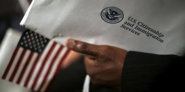 Getting-a-Green-Card-in-the-US-5-Things-To-Consider-visa-daily